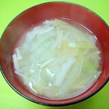 白菜と玉ねぎえのきの味噌汁